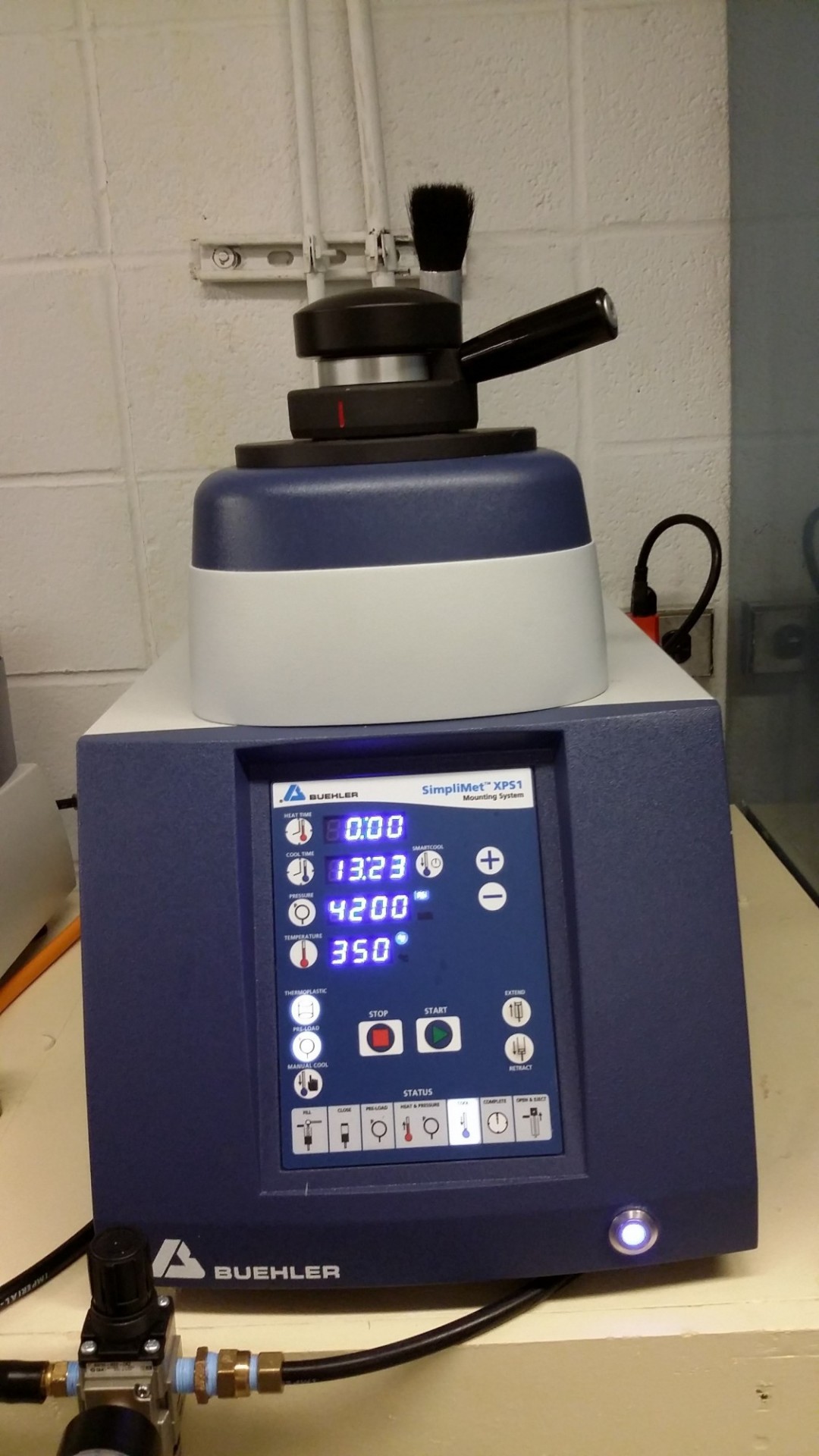 Buehler SimpliMet XPS1 Mounting System Sample Encapsulation